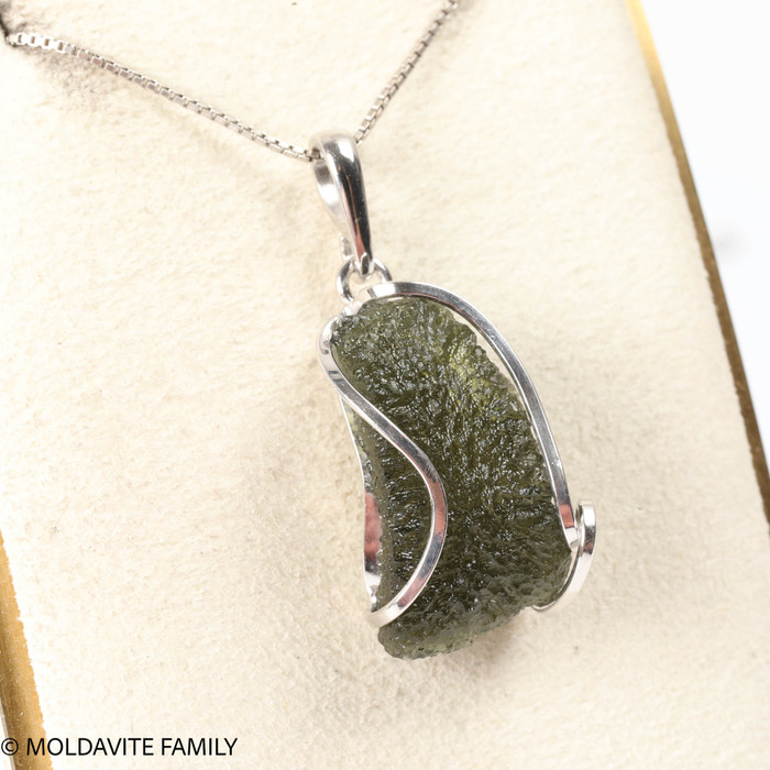 RAW MOLDAVITE PENDANT - STERLING SILVER - 5.2g (MSP0201I039)