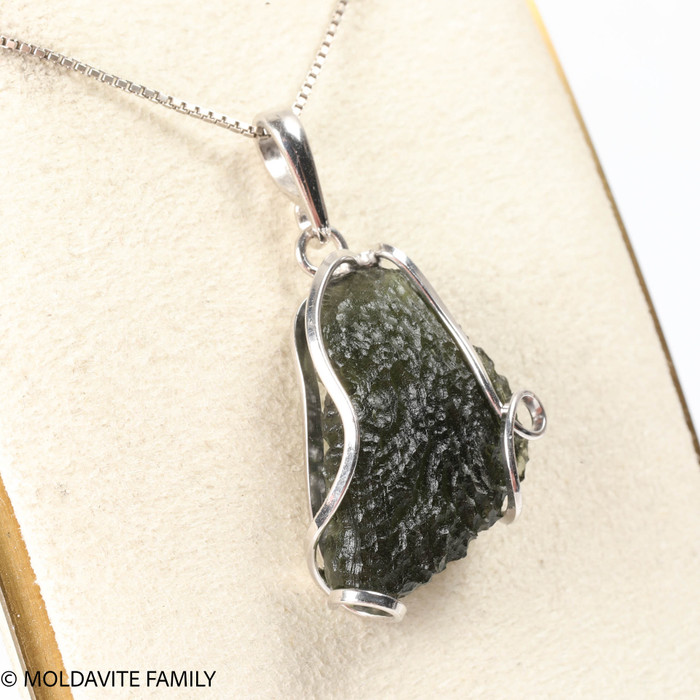 RAW MOLDAVITE PENDANT - STERLING SILVER - 5.9g (MSP0201I041)