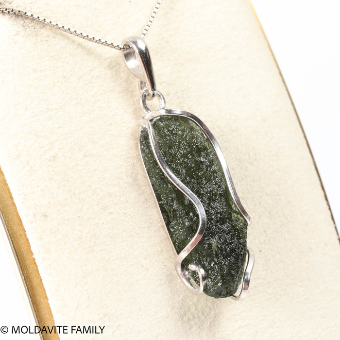 RAW MOLDAVITE PENDANT - STERLING SILVER - 5.5g (MSP0201I042)