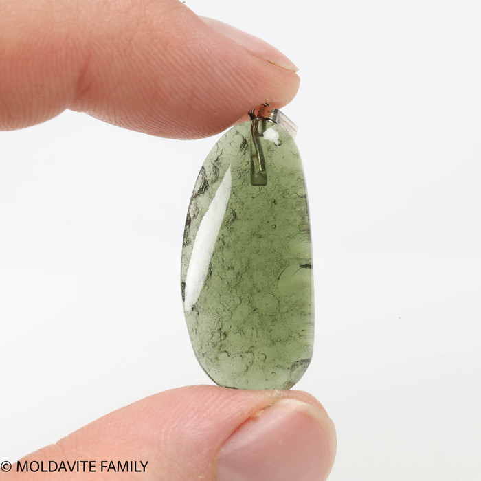 MOLDAVITE PENDANT - CABOCHON - 4g (MSP0236I009)