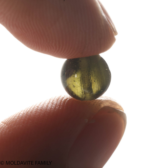 MOLDAVITE SINGLE BEAD 8.1mm (SBED078)