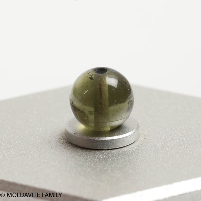 MOLDAVITE SINGLE BEAD 7.4mm (SBED093)