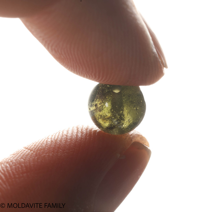 MOLDAVITE SINGLE BEAD 8.5mm (SBED095)
