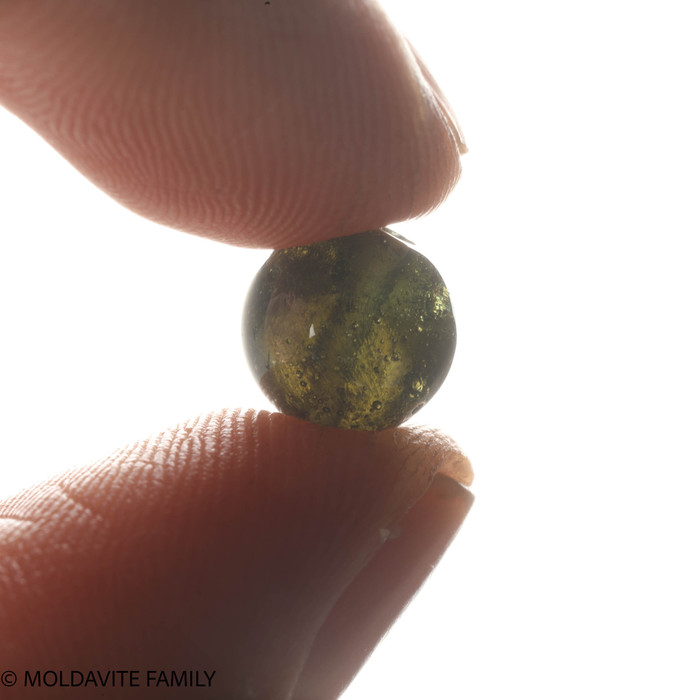 MOLDAVITE SINGLE BEAD 9.1mm (SBED096)