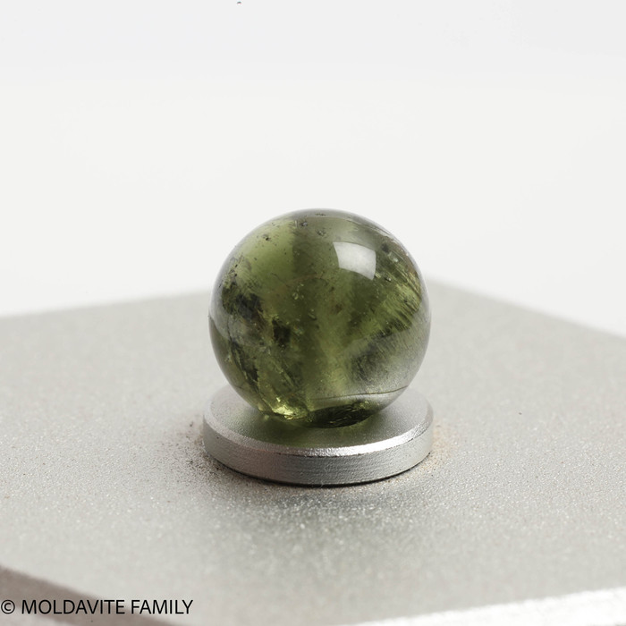 MOLDAVITE SINGLE BEAD 8.1mm (SBED099)