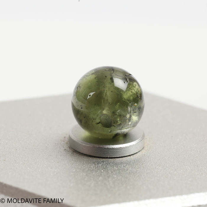 MOLDAVITE SINGLE BEAD 8.1mm (SBED099)