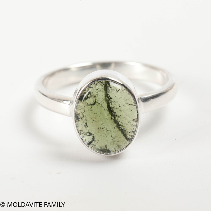 STERLING SILVER RING - MOLDAVITE CABOCHON - SIZE 6 (MSR181I012)