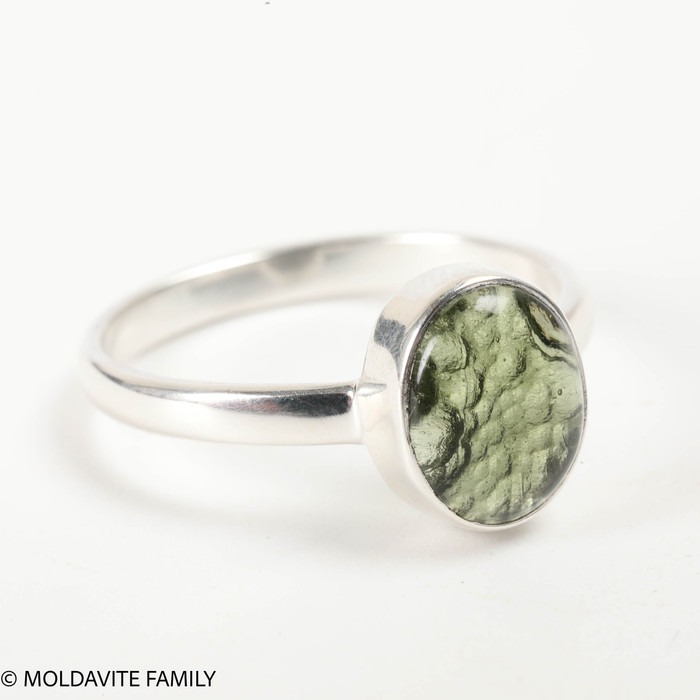 STERLING SILVER RING - MOLDAVITE CABOCHON - SIZE 9 (MSR181I029)