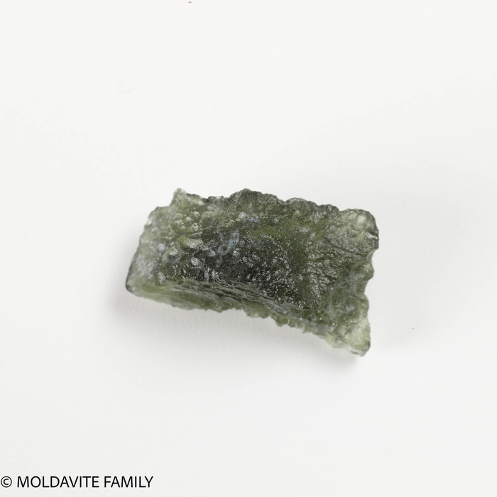 MOLDAVITE 1.59 GRAMS - MUSEUM - mini collection (MINIM179) MOLDAVITE 1.59 GRAMS - MUSEUM - mini collection (MINIM179)