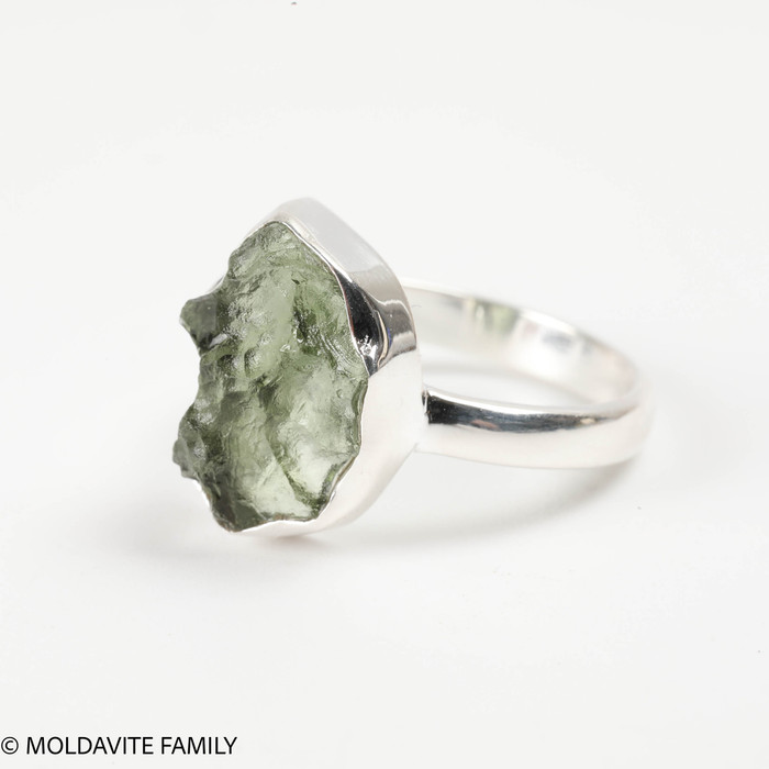STERLING SILVER RING - RAW MOLDAVITE - SIZE 6 (MSR170I118)