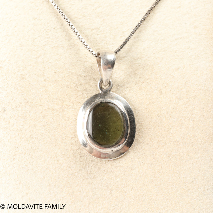 MOLDAVITE CABOCHON PENDANT (MSP0180I156)