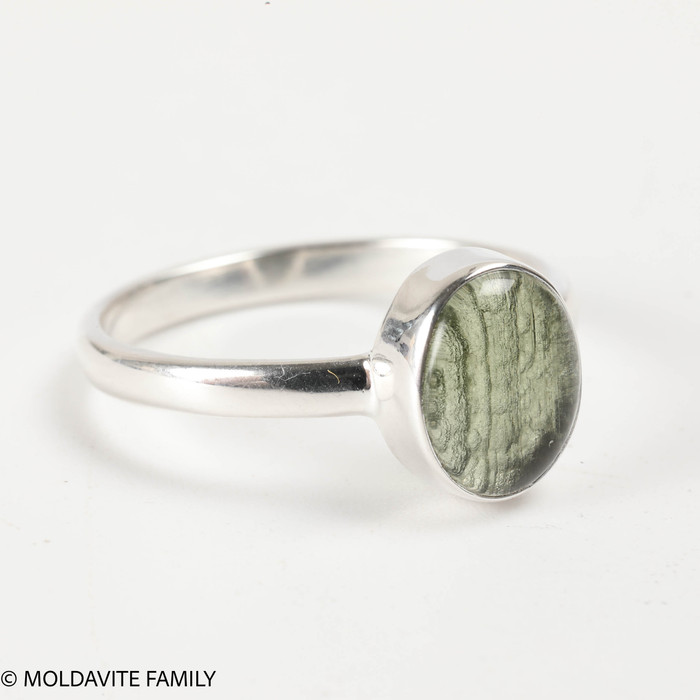 STERLING SILVER RING - MOLDAVITE CABOCHON - SIZE 10 (MSR181I044)