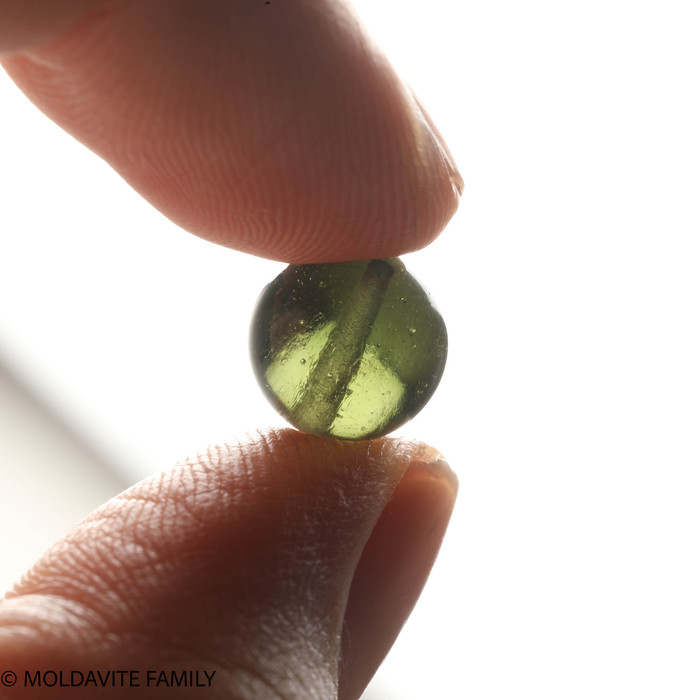 MOLDAVITE SINGLE BEAD 10.1mm (SBED119)