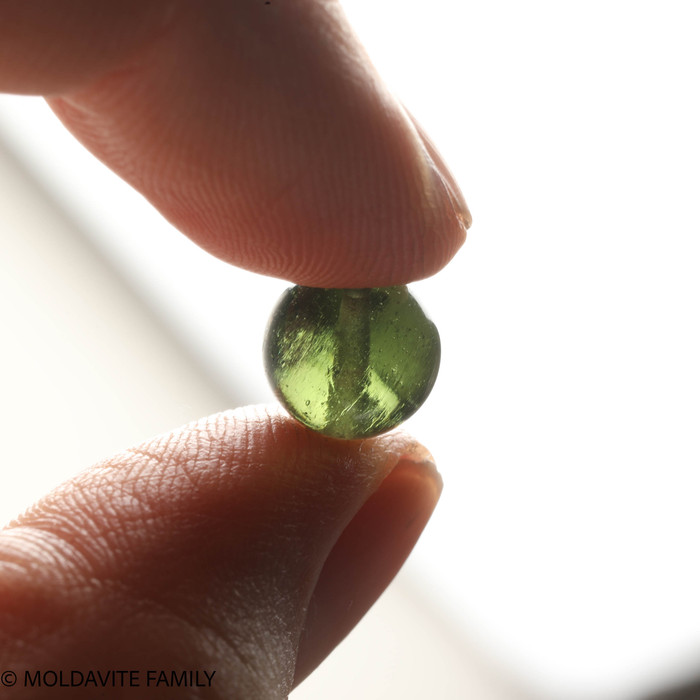 MOLDAVITE SINGLE BEAD 9.8mm (SBED127)