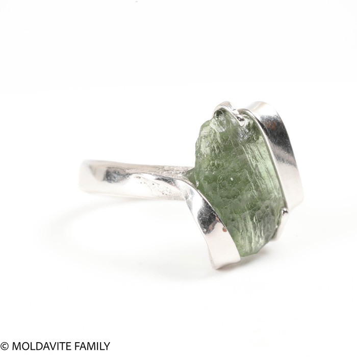 STERLING SILVER RING - RAW MOLDAVITE - SIZE 6 (MSR187I006)