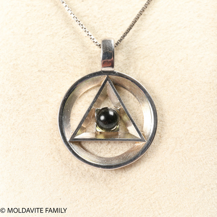 STERLING SILVER PENDANT WITH MOLDAVITE SPHERE (MSP0263)