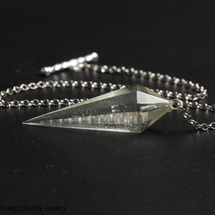 LIBYAN DESERT GLASS PENDULUM - 3.26 GRAMS (LPEN040)