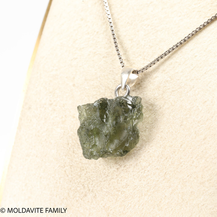 RAW MOLDAVITE PENDANT - B Grade - Final Sale 1.66g (RPB013)