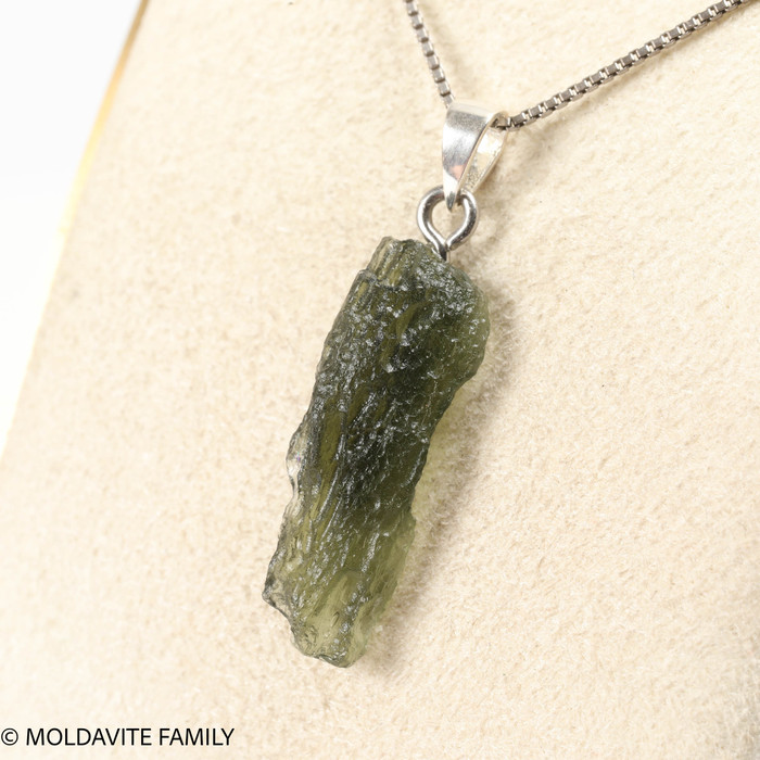 RAW MOLDAVITE PENDANT - B Grade - Final Sale 1.80g (RPB015)