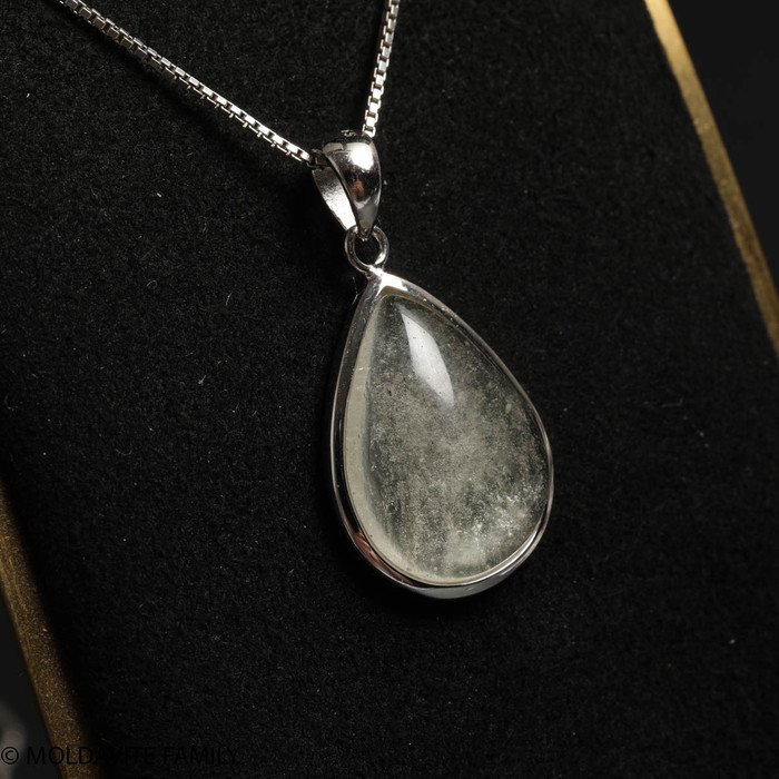 LIBYAN DESERT GLASS CABOCHON PENDANT - 3.3g (LDGP22005I003)