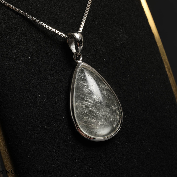 LIBYAN DESERT GLASS CABOCHON PENDANT - 3.7g (LDGP22005I013)