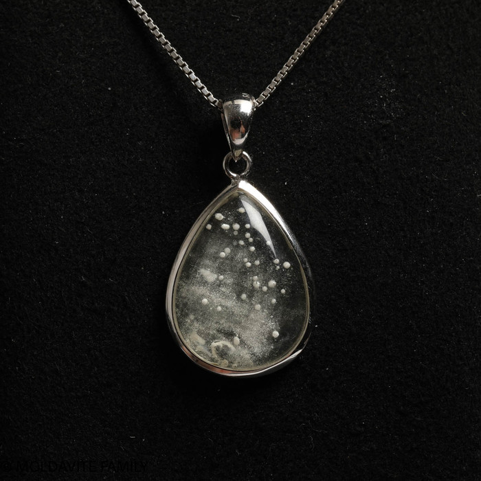 LIBYAN DESERT GLASS CABOCHON PENDANT - 2.99g (LDGP22005I015)