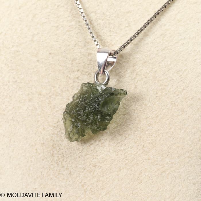RAW MOLDAVITE PENDANT - B Grade - Final Sale 1.08g (RPB025)