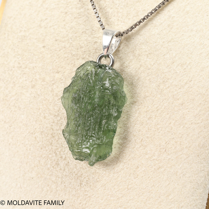 RAW MOLDAVITE PENDANT - B Grade - Final Sale 2.22g (RPB029)