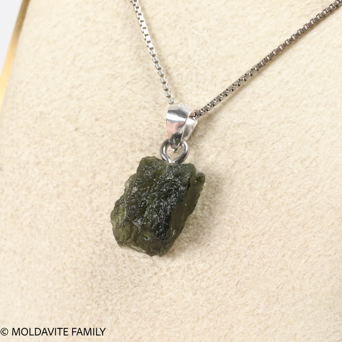 RAW MOLDAVITE PENDANT - B Grade - Final Sale 1.24g (RPB032)