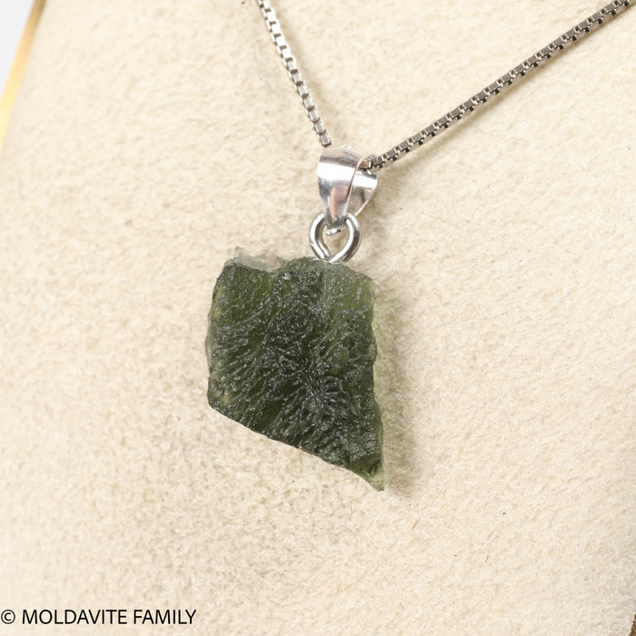 RAW MOLDAVITE PENDANT - B Grade - Final Sale 1.81g (RPB035)
