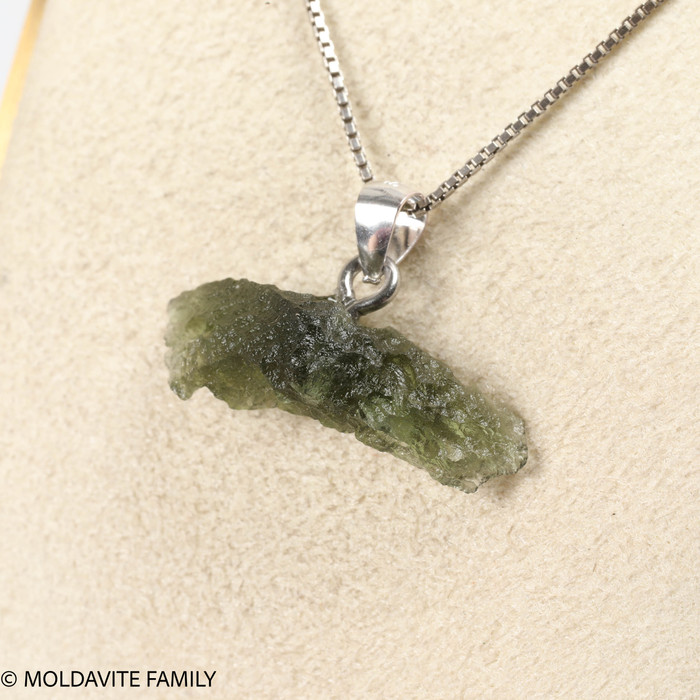 RAW MOLDAVITE PENDANT - B Grade - Final Sale 1.41g (RPB042)