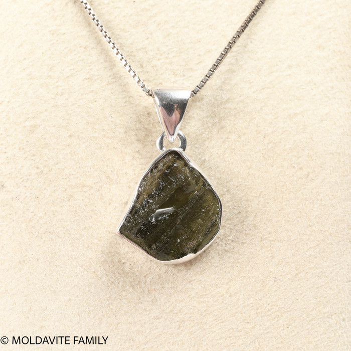 MOLDAVITE PENDANT - STERLING SILVER - 2.18g (MSP0202I147)