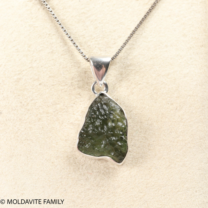 MOLDAVITE PENDANT - STERLING SILVER - 2.58g (MSP0202I150)