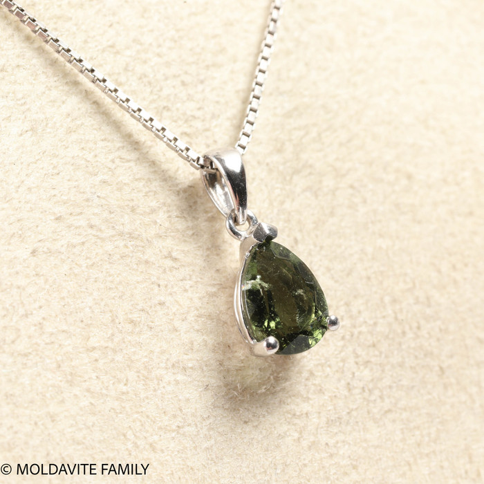 FINAL SALE - STERLING SILVER PENDANT WITH MOLDAVITE (FSS001)