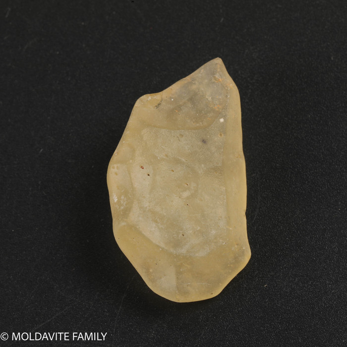 LIBYAN DESERT GLASS - 8.61 GRAMS (LDG22289)