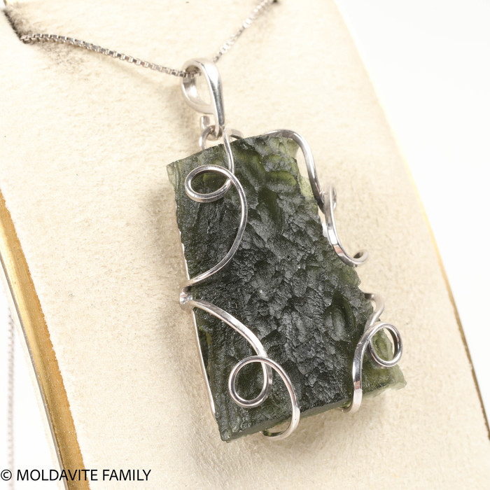 RAW MOLDAVITE PENDANT - STERLING SILVER - 13.21g (MSP0201I050)