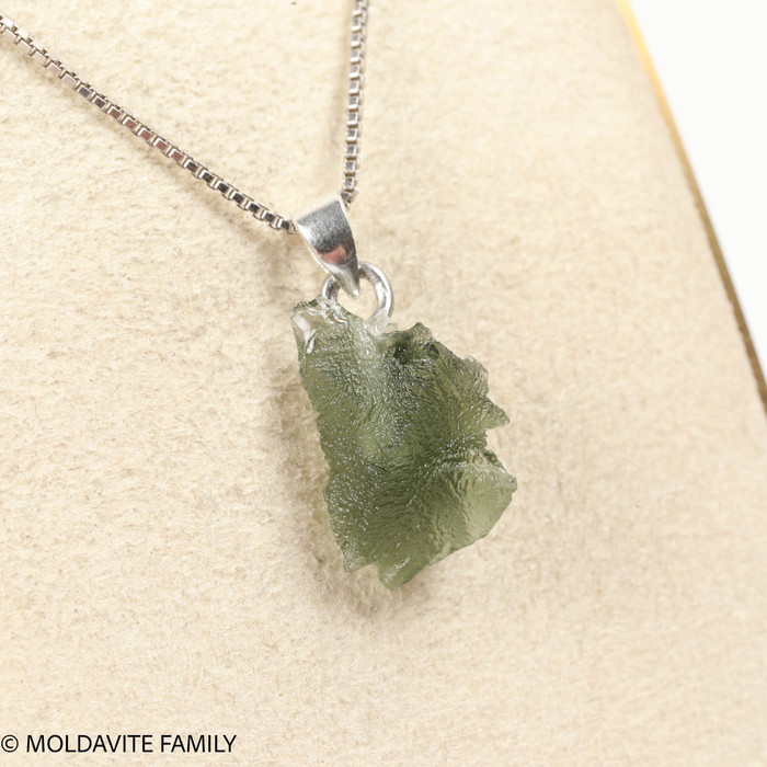 RAW MOLDAVITE PENDANT - B Grade - Final Sale 1.2g (RPB082)