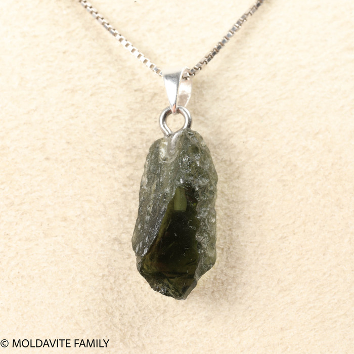 RAW MOLDAVITE PENDANT - B Grade - Final Sale 1.86g (RPB096)