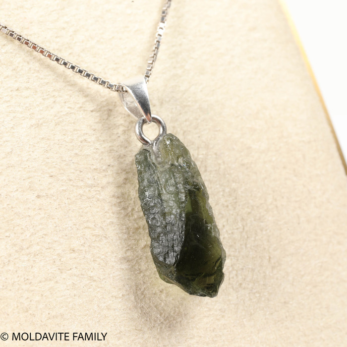 RAW MOLDAVITE PENDANT - B Grade - Final Sale 1.86g (RPB096)