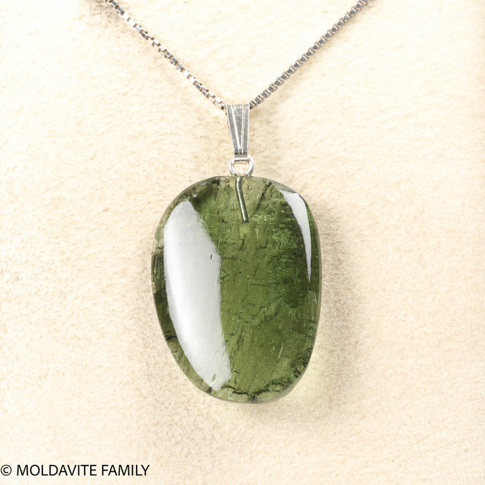 MOLDAVITE PENDANT - CABOCHON - 3.3g (MSP0236I019)