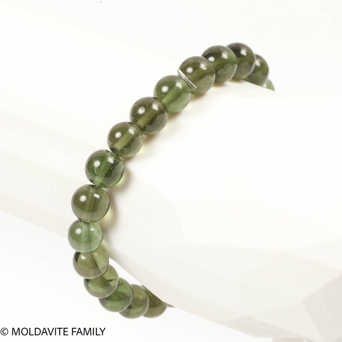 MOLDAVITE ROUND BEAD BRACELET - 8.5 mm (MBED027)