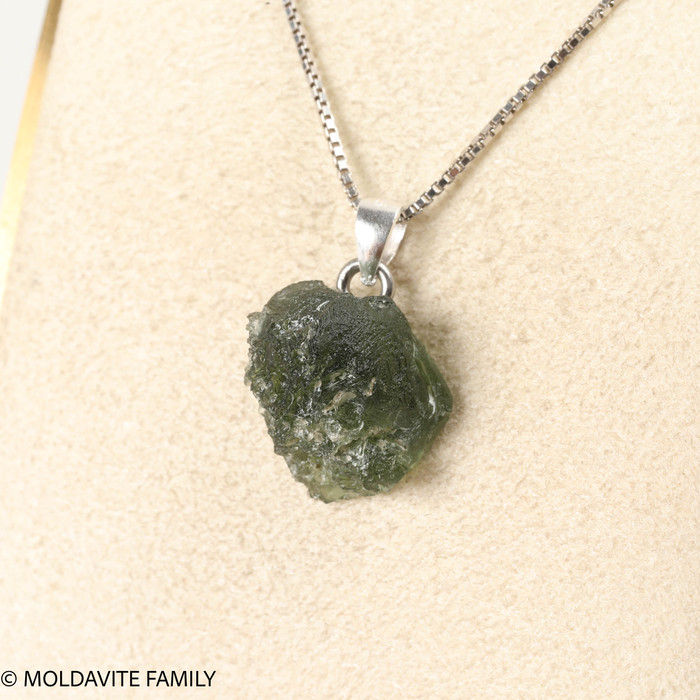 RAW MOLDAVITE PENDANT - B Grade - Final Sale 2.01g (RPB122)