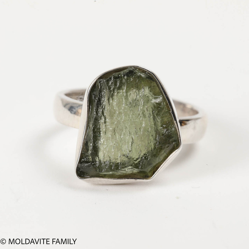 STERLING SILVER RING - RAW MOLDAVITE - SIZE 6.5 (MSR148I062)