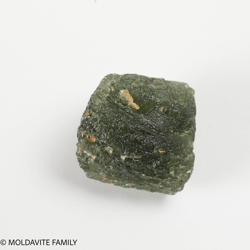 MOLDAVITE 2.92 GRAMS - MUSEUM - mini collection (MINIM175) MOLDAVITE 2.92 GRAMS - MUSEUM - mini collection (MINIM175)