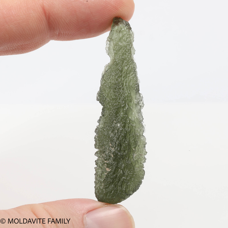 MOLDAVITE 8.74 GRAMS - COLLECTIBLE QUALITY (MA23088)