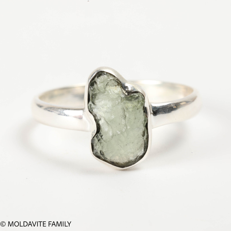 STERLING SILVER RING - RAW MOLDAVITE - SIZE 13 (MSR170I128)