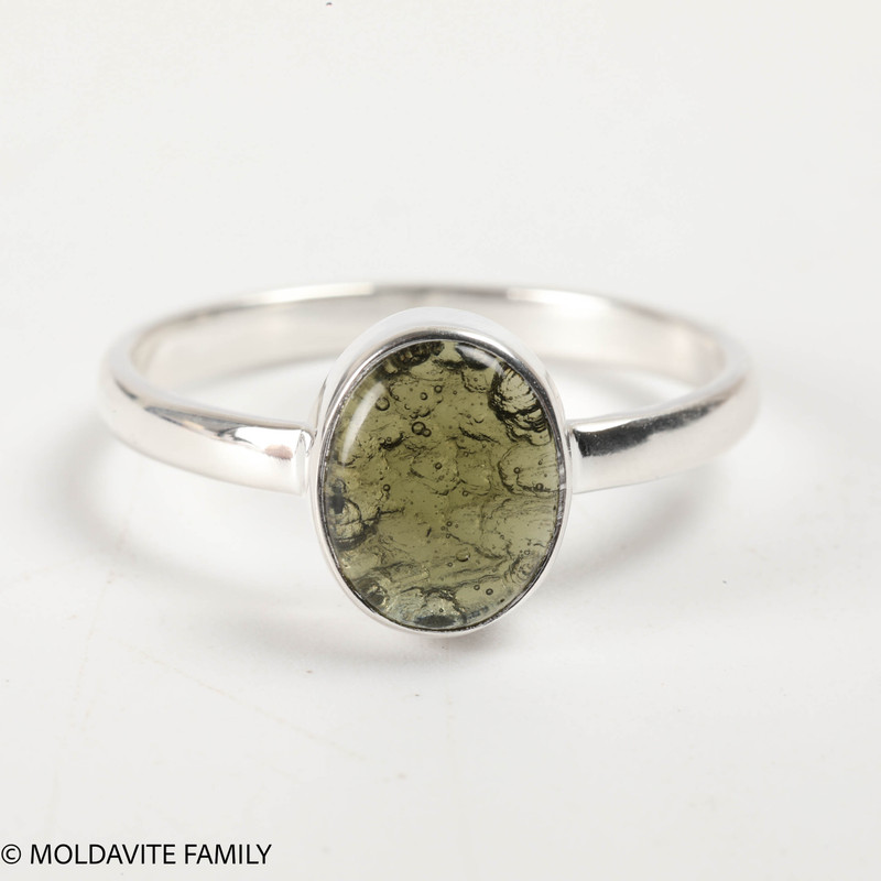 STERLING SILVER RING - MOLDAVITE CABOCHON - SIZE 11 (MSR181I048)