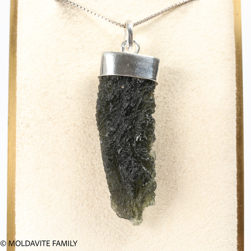 RAW MOLDAVITE PENDANT - STERLING SILVER - 9.23g (MSP0235I024)