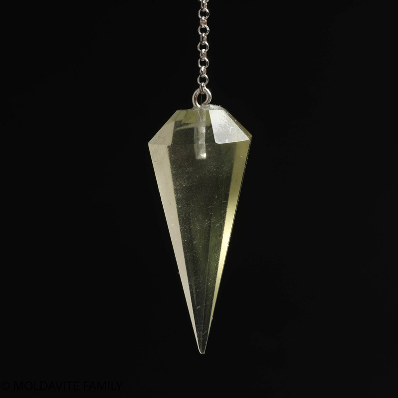 LIBYAN DESERT GLASS PENDULUM - 5.45 GRAMS (LPEN034)