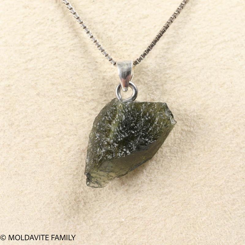 RAW MOLDAVITE PENDANT - B Grade - Final Sale 1.64g (RPB010)